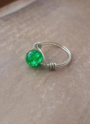 Кольцо 17 разм ручн раб зелён каблучка перстень бохо стиль этно украшен бижутер сер провол