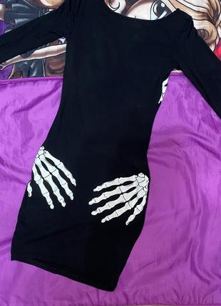 Плаття з руками скелета на грудях та ззаду2 фото