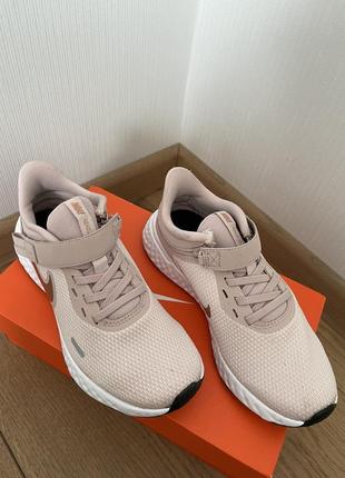 Кроссовки nike 5.5 us 35,5 наш2 фото