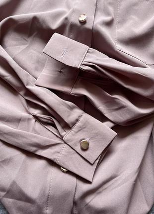 Шелковистая базовая блуза рубашка с длинным рукавом5 фото