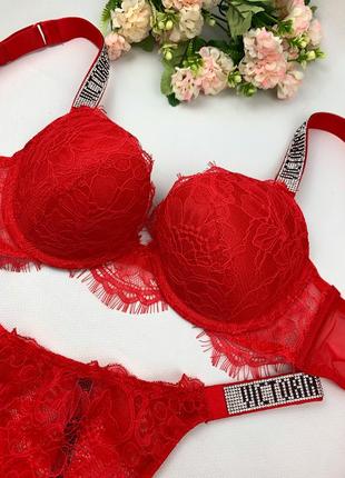 Кружевный комплект victoria’s secret со стразами7 фото