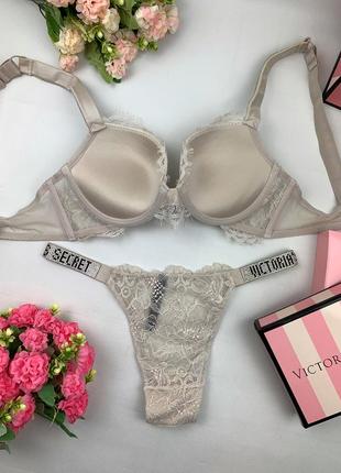 Кружевный комплект victoria’s secret со стразами4 фото