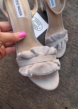 Очень удобные босоножки steve madden us9-39-25.5cm3 фото