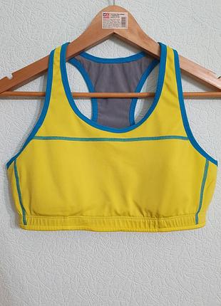 Спортивный топ