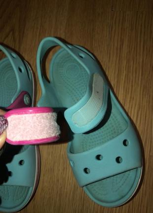 Crocs 6