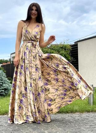 Плаття жіноче довге на запах на тонких бретелях шовковий колір — золото квіткове3 фото