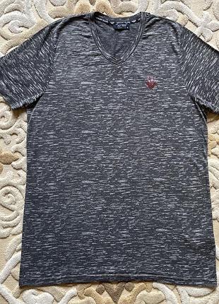 Футболка armani