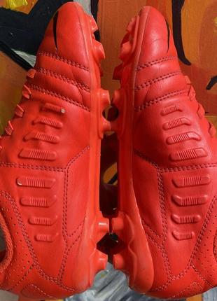 Nike бутсы 30 размер детские красные кожаные футбольные оригинал8 фото