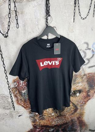 Футболка levi’s