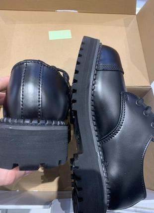 Туфли на платформе grinders black platform black smooth leather