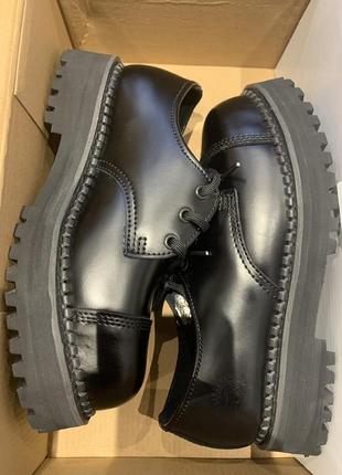 Туфли на платформе grinders black platform black smooth leather