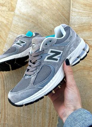 Кросівки new balance сірого кольору сезон весна-осінь