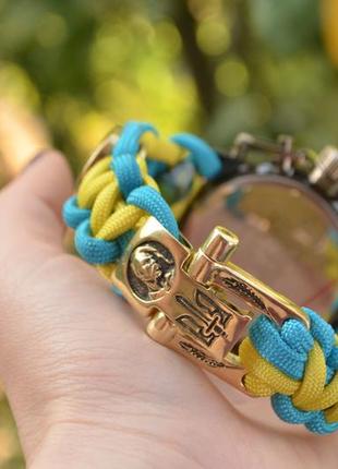 Годинник із козаком гербом україни з латуні з рунами з паракорду + брелок у подарунок2 фото