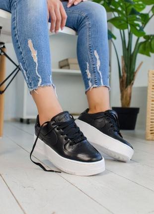 Nike air force black white. женские чёрные кожанные демисезонные осенние кроссовки найк.