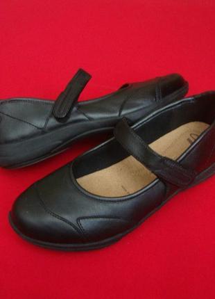 Балетки clarks black натур кожа 39-40 разм