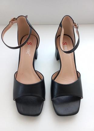 Классические черные босоножки, женские черные босоножки на каблуке2 фото