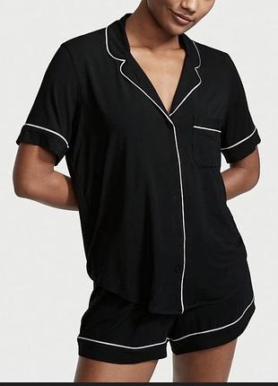 Пижама черная с шортами