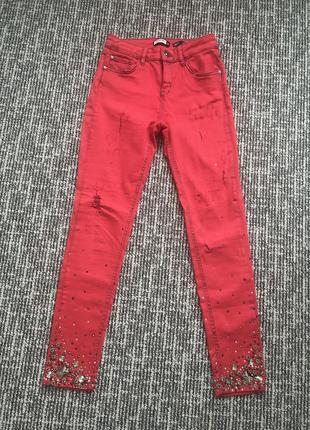Червоні джинси зі стразами dishe 27 розмір