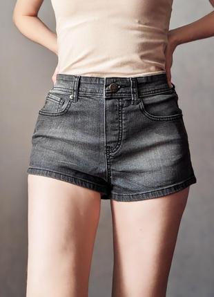 Короткие джинсовые шорты с замочком♥️2 фото