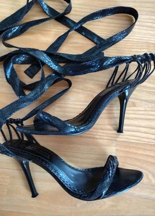 Босоніжки гладіатори