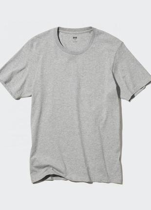 Cерая футболка uniqlo crew neck