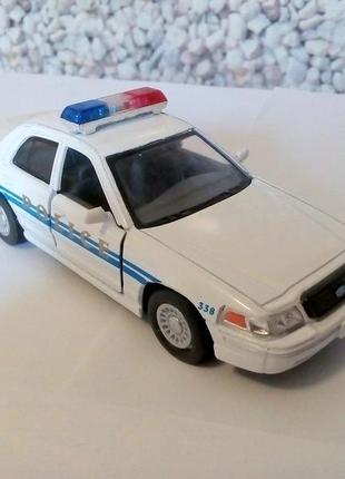 Ford crowne виктория ford crown victoria полиция машинка металл