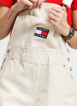 Жіночий джинсовий комбінезон tommy hilfiger dungaree shorts оригінал4 фото