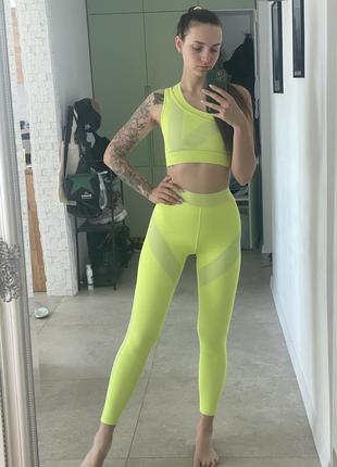 Спортивний костюм топ лосіни розмір s xs як nike reebok puma
