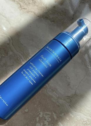 Очищаюча пінка для всіх типів шкіри flash foam cleanser bioelements