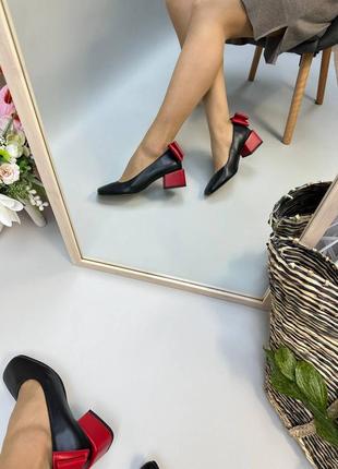 Черные кожаные туфли с красным бантиком много цветов6 фото