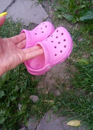 Шлепанцы crocs c6