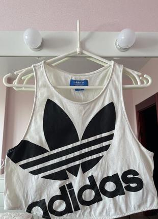 Фирменная оригинальная майка adidas.