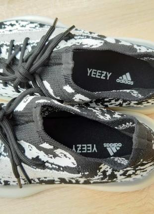 Кроссовки adidas yeezy boost 3805 фото