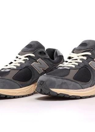 Чоловічі сірі кросівки new balance 2002r dark grey(  нью беленс 2002р темно-сірі з бежевим замшеві )4 фото