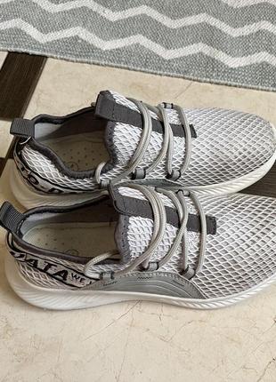 Кросівки кросовки