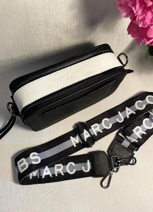 Женская стильная сумка с стиле mark jacobs в стилі марк якобс джейкобс чорно біла7 фото
