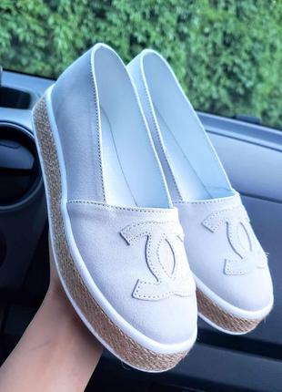 Натуралтні жіночі еспадрильї