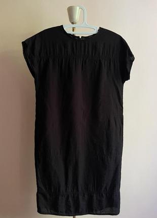 Черное платье из натуральной ткани cos