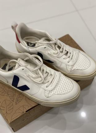 Кеди veja 37