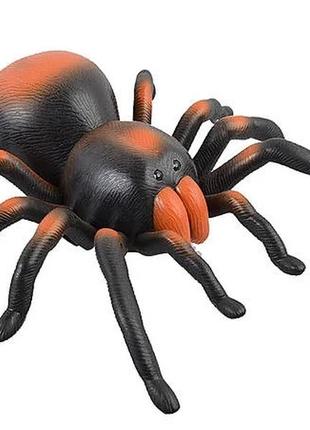 Павук на радіоуправлінні птахоїд тарантул4 фото