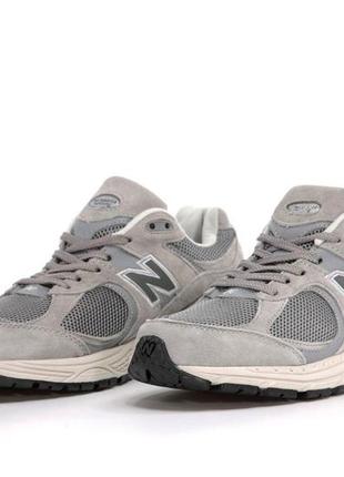 Чоловічі сірі кросівки new balance 2002r light grey(  нью беленс 2002р світло-сірі замшеві кросівки )4 фото