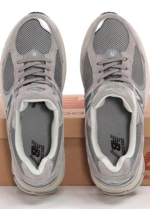 Чоловічі сірі кросівки new balance 2002r light grey(  нью беленс 2002р світло-сірі замшеві кросівки )6 фото