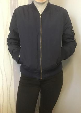 Стильный синий бомбер atmoshere