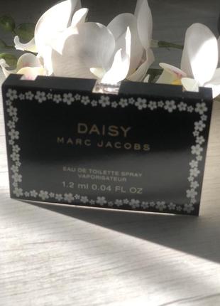 Пробник парфум daisy anniversary edition marc jacobs4 фото