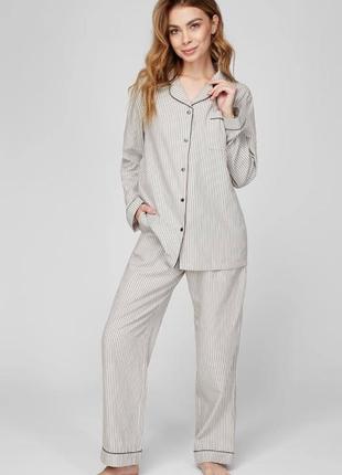 Жіноча бавовняна піжама.