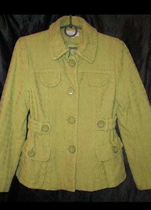 Фисташковое пальто жакет размер s женское maddison