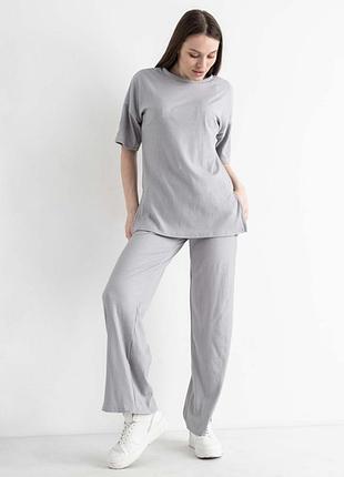 *стильний жіночий костюм-двійка*