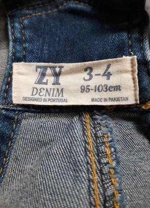 Крутой джинсовый комбинезон с нашивками zy бирка 3-4 года6 фото