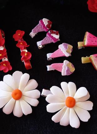 Розпродаж літніх заколок