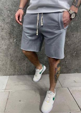 Шорти чоловічі у кольорах
